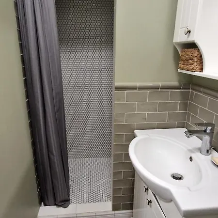 Family Apartment *